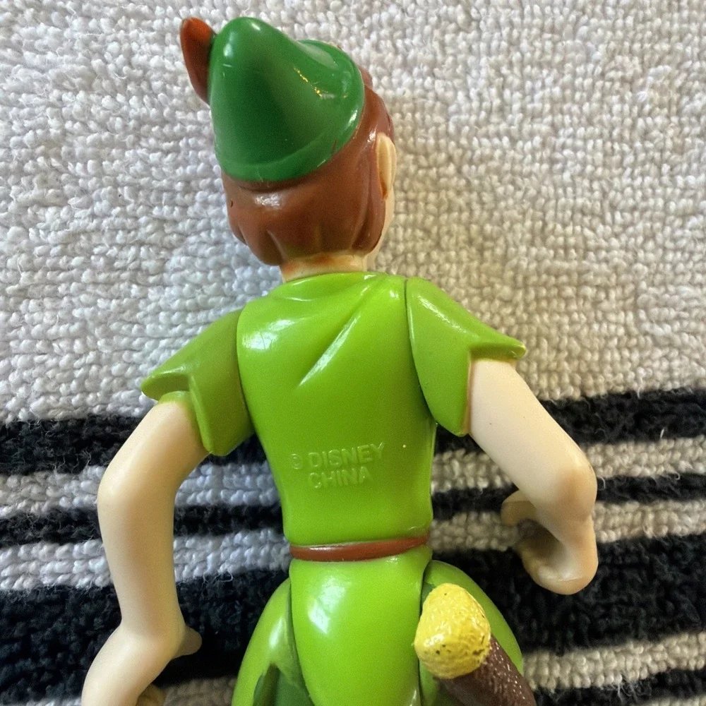 Disney PETER PAN Action Figure 4.25 inches Mattel 1997